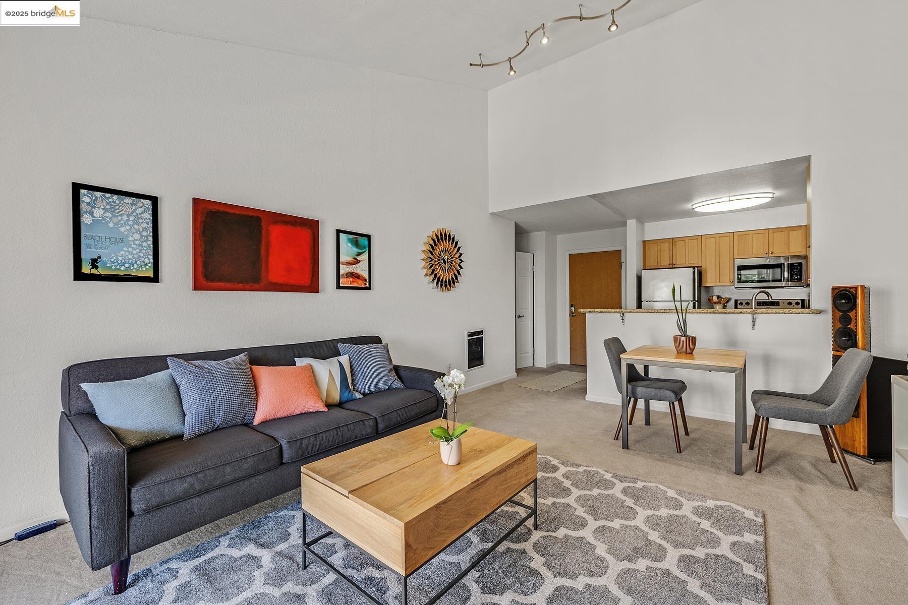 MLS: 41106990 Condo For Sale