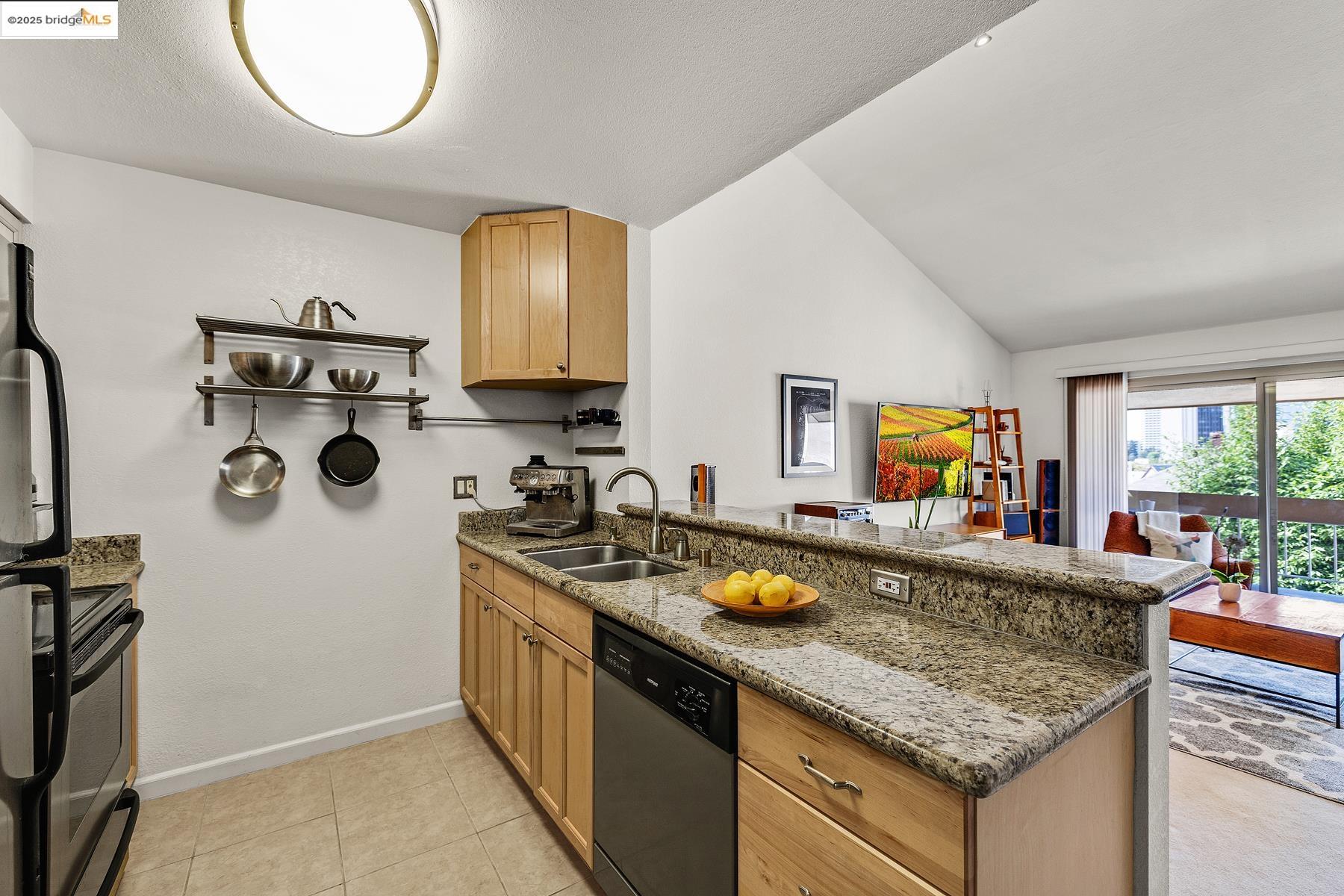 Photo #8: 41106990 Listing: Photo #8