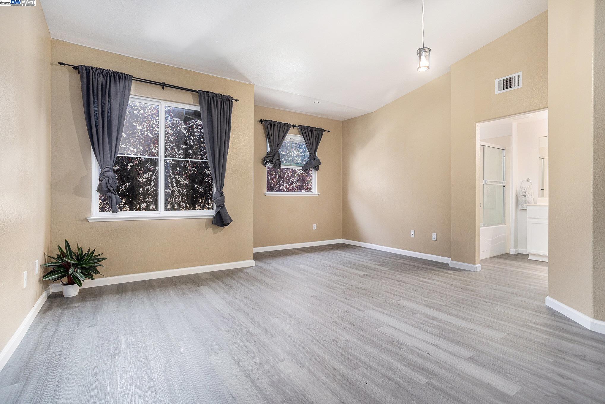 Photo #21: 41106994 Listing: Photo #21