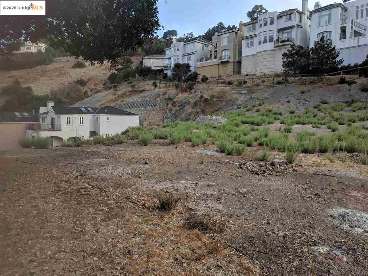Detail Gallery Image 12 of 34 For 0 Redwood Rd, Oakland,  CA 94619 - – Beds | – Baths