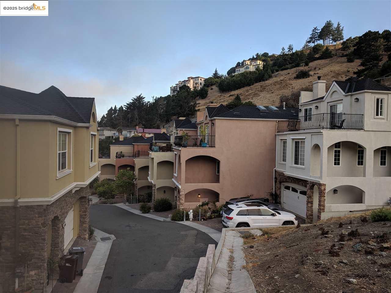Detail Gallery Image 14 of 34 For 0 Redwood Rd, Oakland,  CA 94619 - – Beds | – Baths