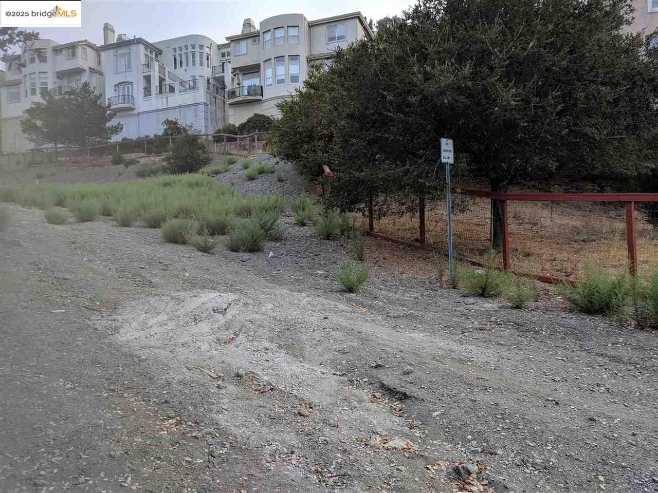 Detail Gallery Image 22 of 34 For 0 Redwood Rd, Oakland,  CA 94619 - – Beds | – Baths