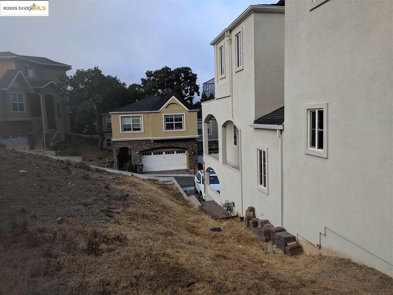 Detail Gallery Image 27 of 34 For 0 Redwood Rd, Oakland,  CA 94619 - – Beds | – Baths