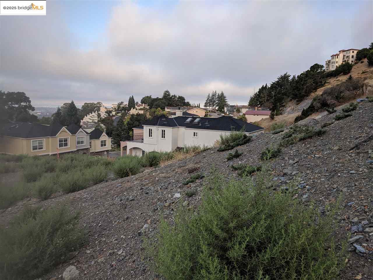Detail Gallery Image 28 of 34 For 0 Redwood Rd, Oakland,  CA 94619 - – Beds | – Baths