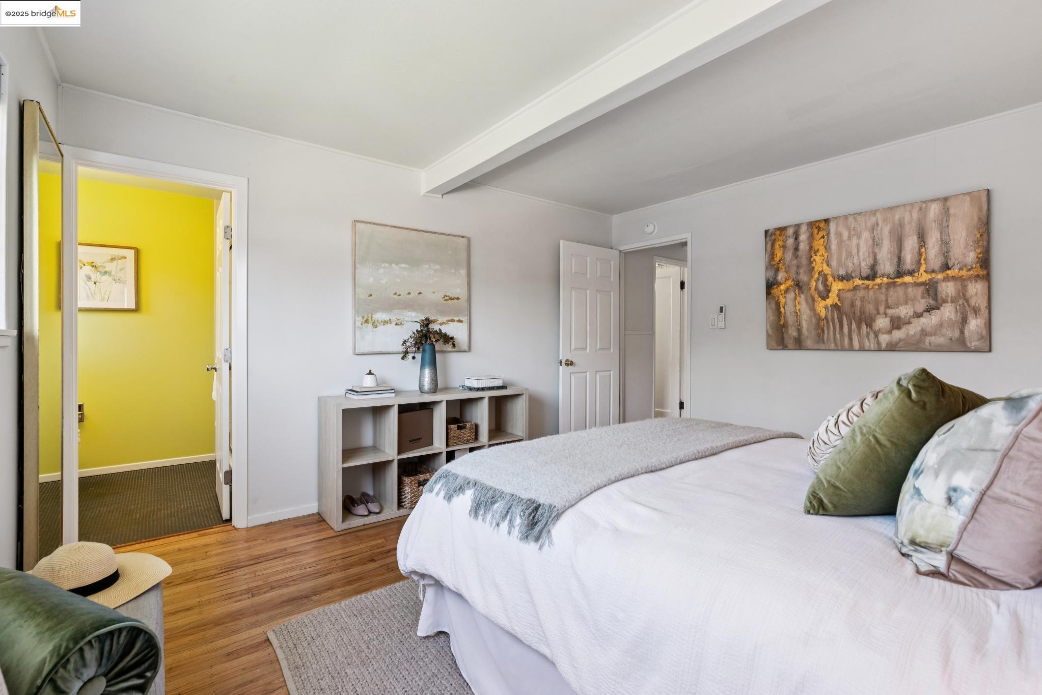 Detail Gallery Image 29 of 46 For 1865 Overhill Rd, Concord,  CA 94520 - 3 Beds | 2 Baths