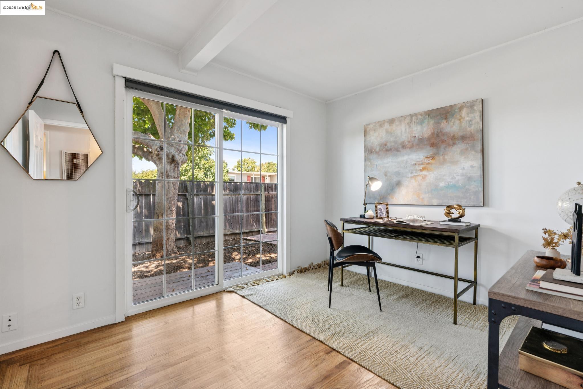 Detail Gallery Image 33 of 46 For 1865 Overhill Rd, Concord,  CA 94520 - 3 Beds | 2 Baths