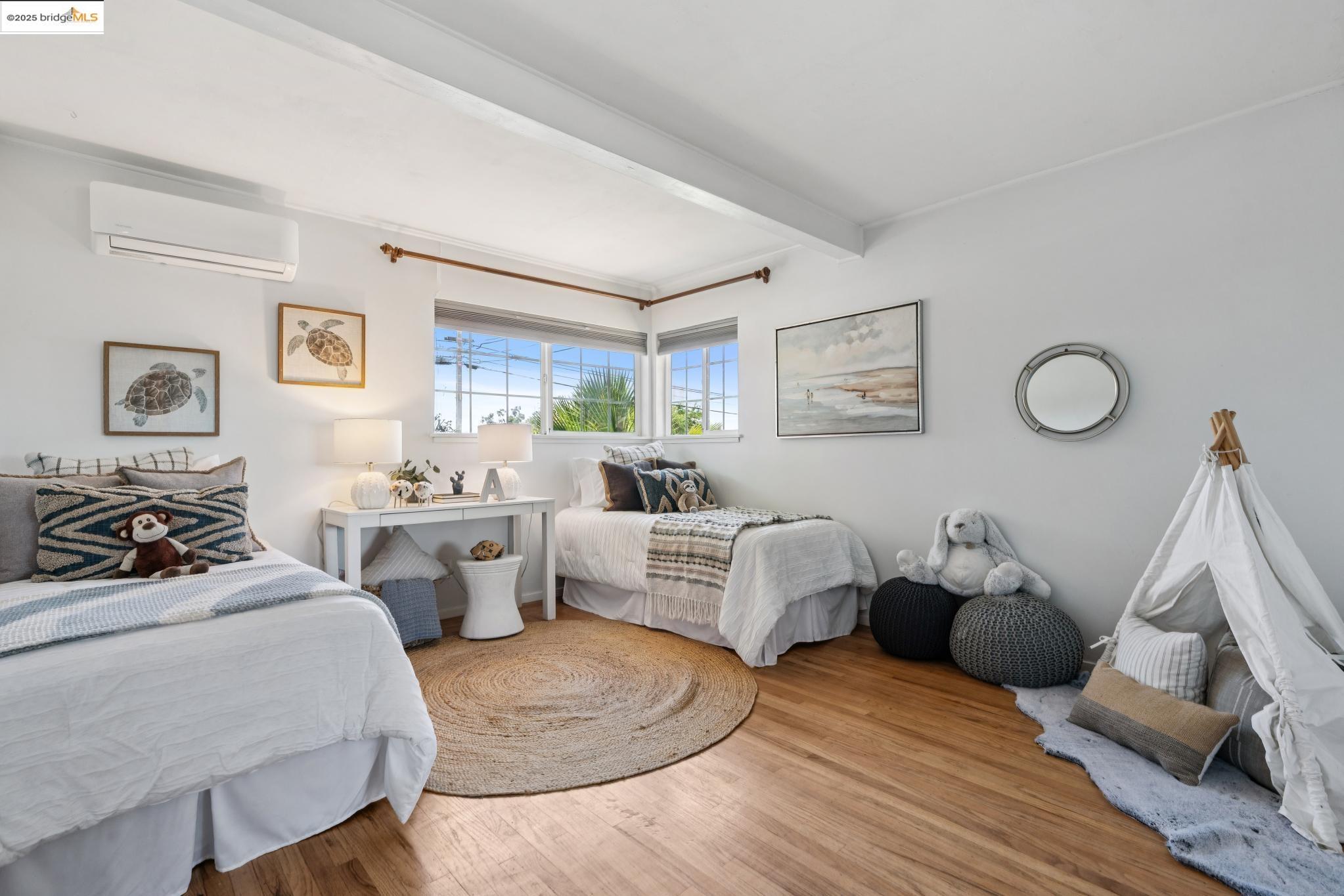 Detail Gallery Image 35 of 46 For 1865 Overhill Rd, Concord,  CA 94520 - 3 Beds | 2 Baths