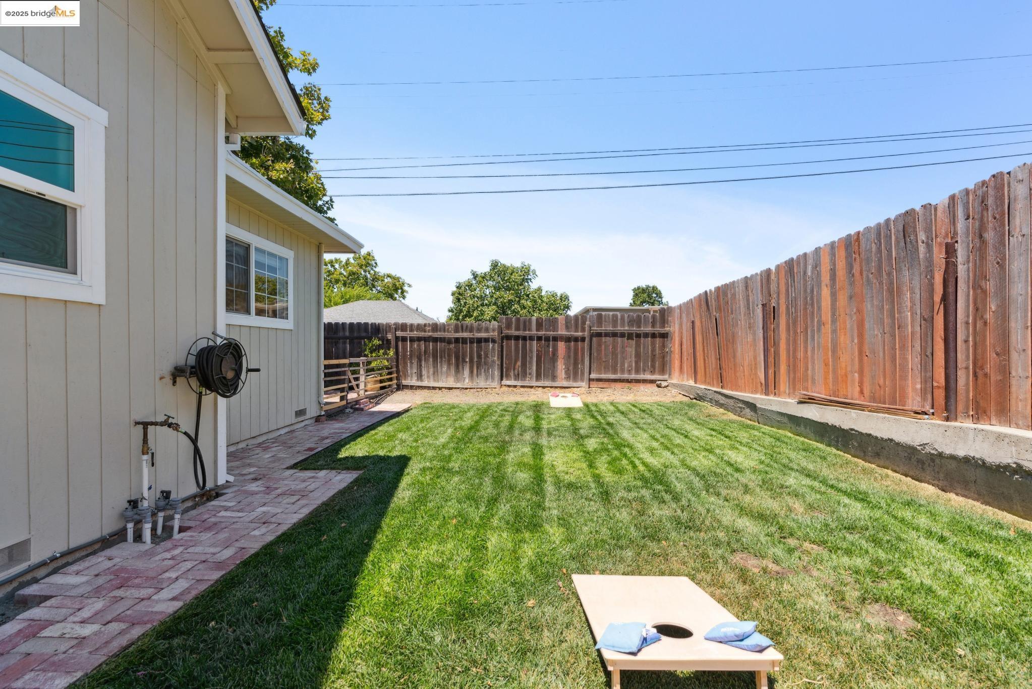 Detail Gallery Image 43 of 46 For 1865 Overhill Rd, Concord,  CA 94520 - 3 Beds | 2 Baths