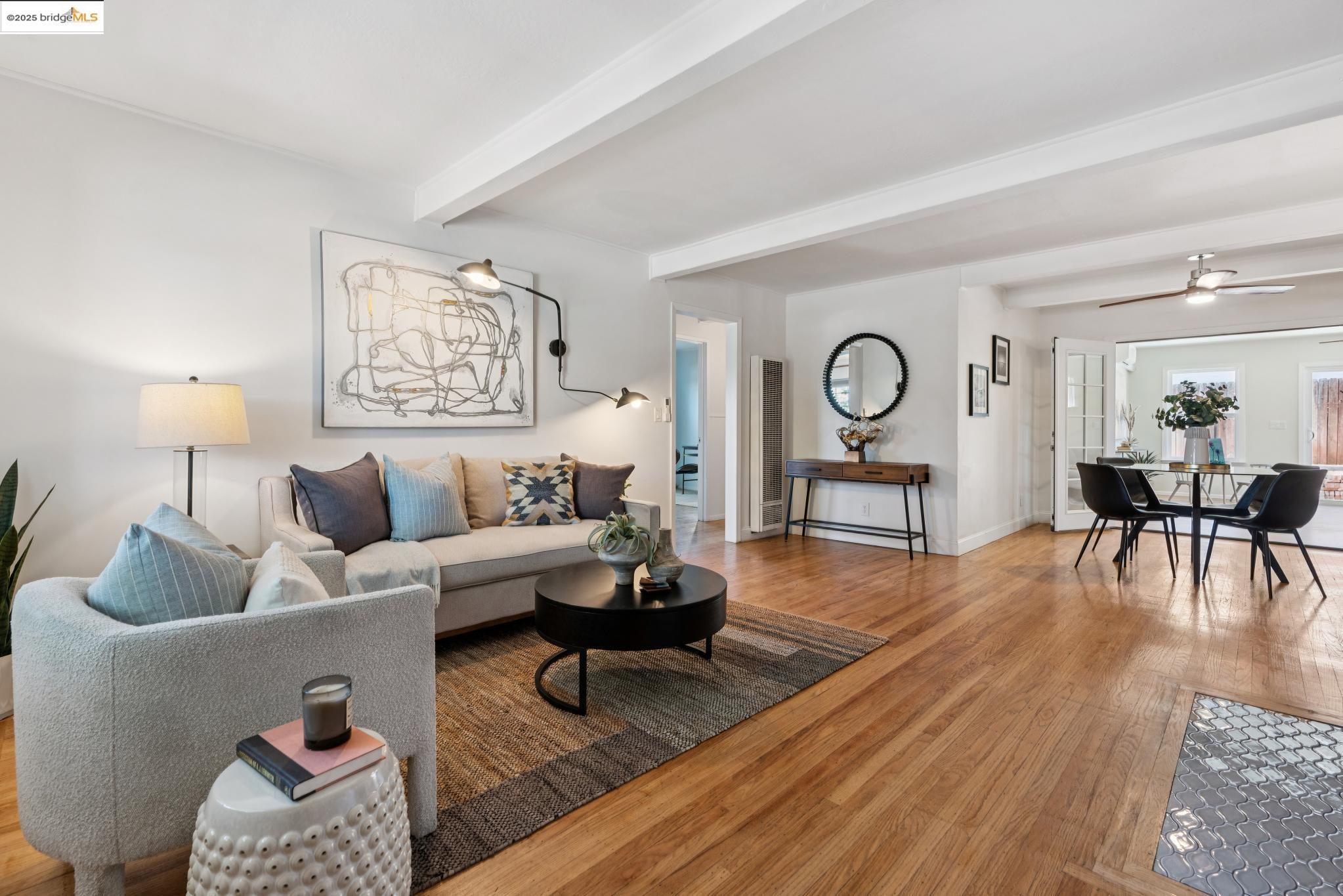 Detail Gallery Image 10 of 46 For 1865 Overhill Rd, Concord,  CA 94520 - 3 Beds | 2 Baths