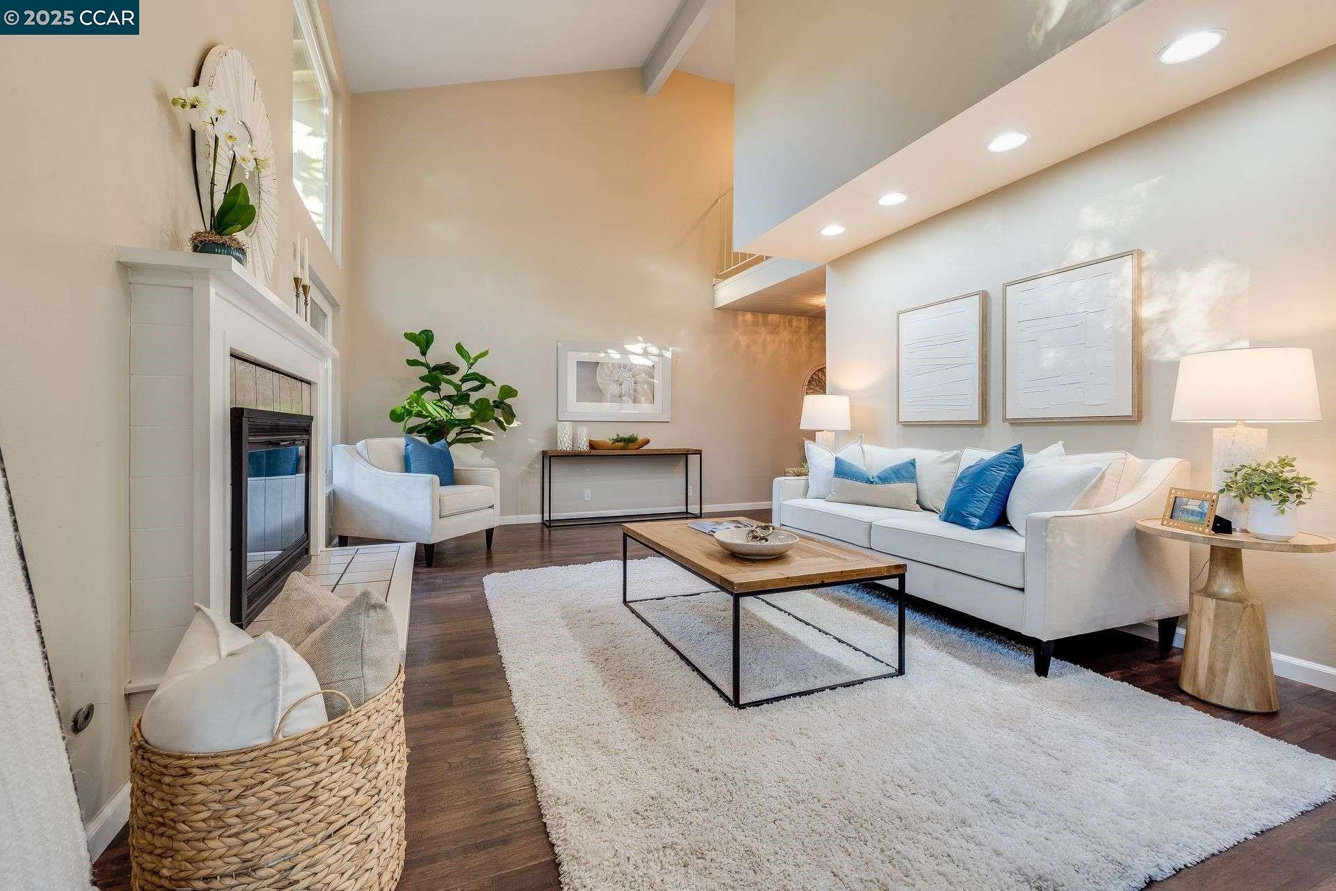 Detail Gallery Image 12 of 48 For 1084 Southdown Court, Walnut Creek,  CA 94596 - 3 Beds | 2/1 Baths