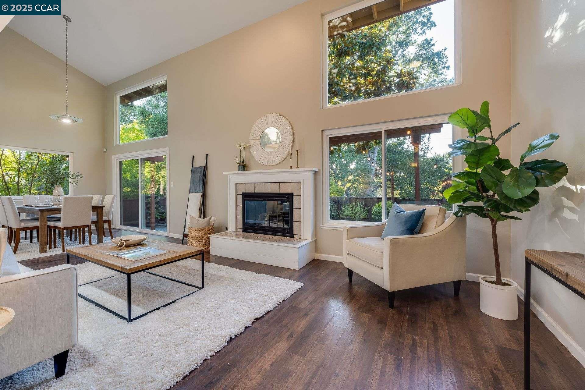 Detail Gallery Image 13 of 48 For 1084 Southdown Court, Walnut Creek,  CA 94596 - 3 Beds | 2/1 Baths