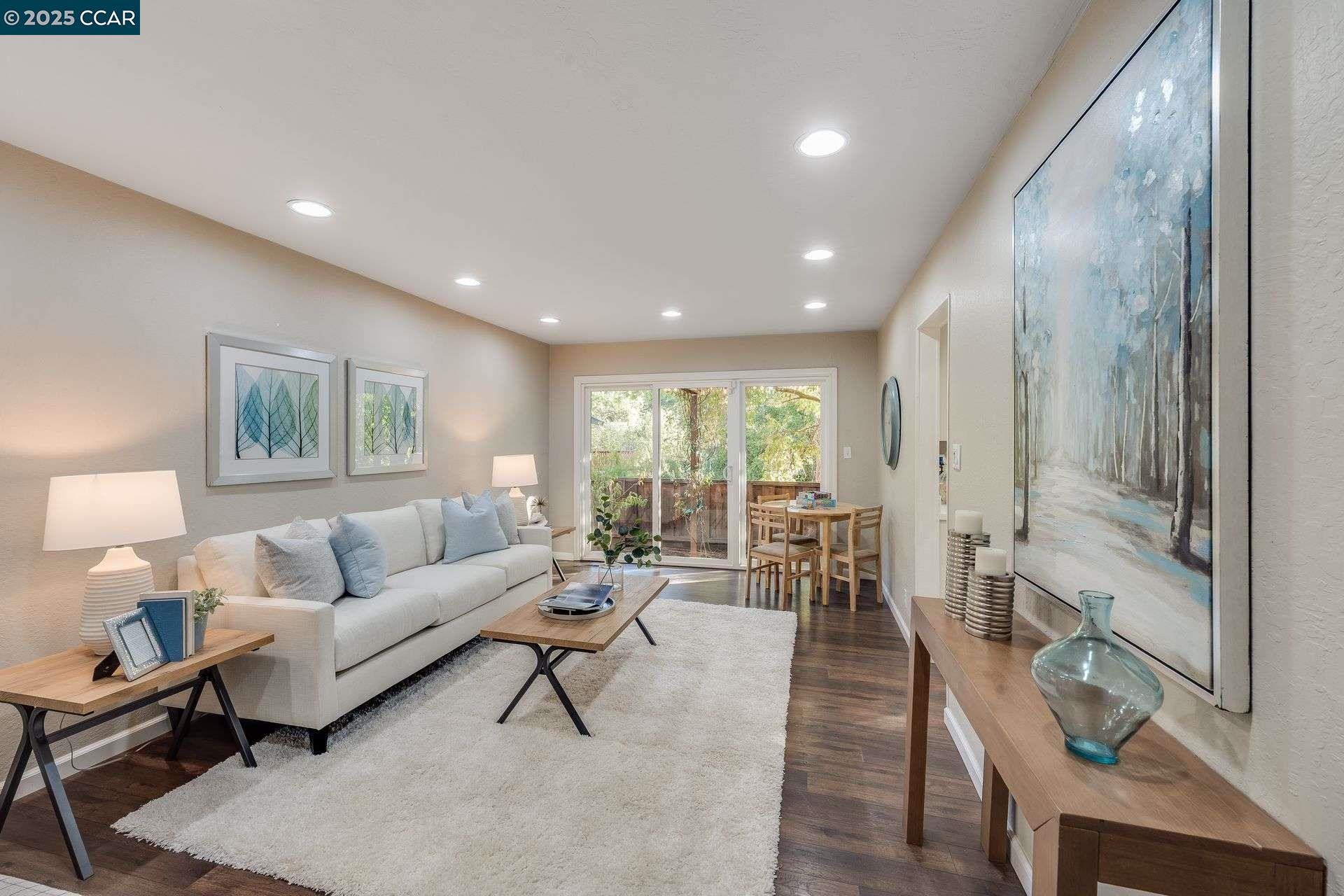 Detail Gallery Image 15 of 48 For 1084 Southdown Court, Walnut Creek,  CA 94596 - 3 Beds | 2/1 Baths