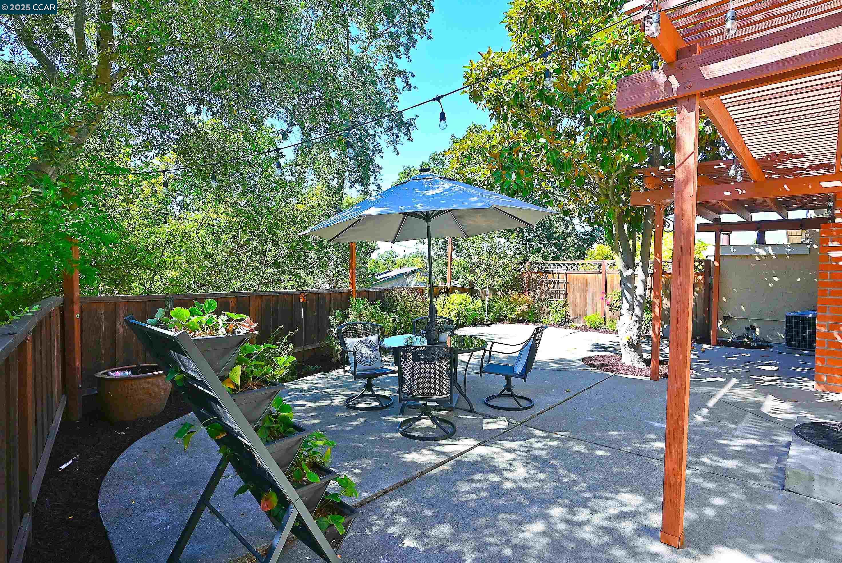 Photo #34: 41107000 Listing: Photo #34