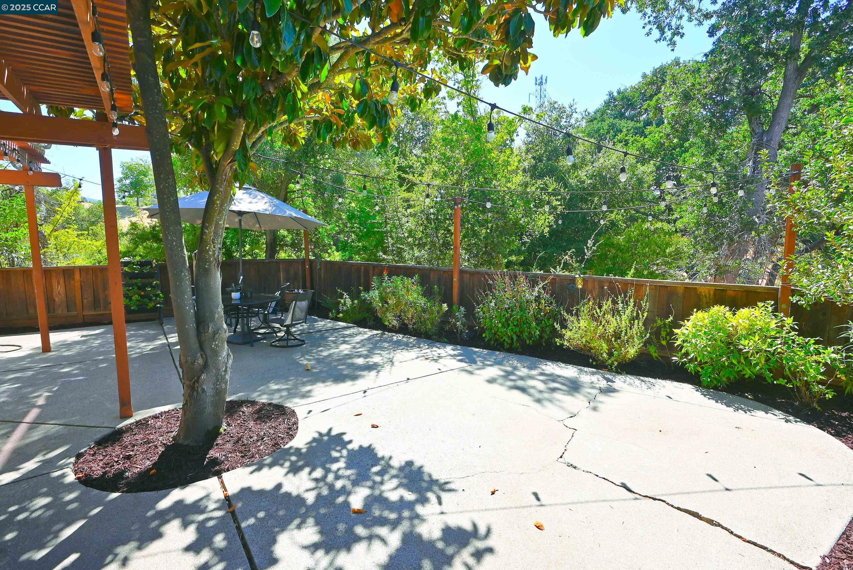 Photo #38: 41107000 Listing: Photo #38