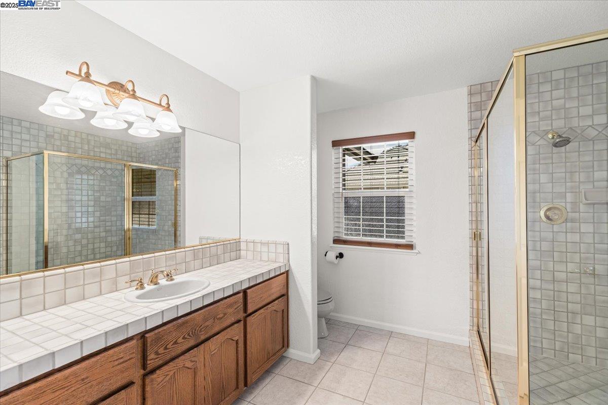 Detail Gallery Image 25 of 48 For 27000 S Hillview St, Tracy,  CA 95304 - 4 Beds | 3 Baths