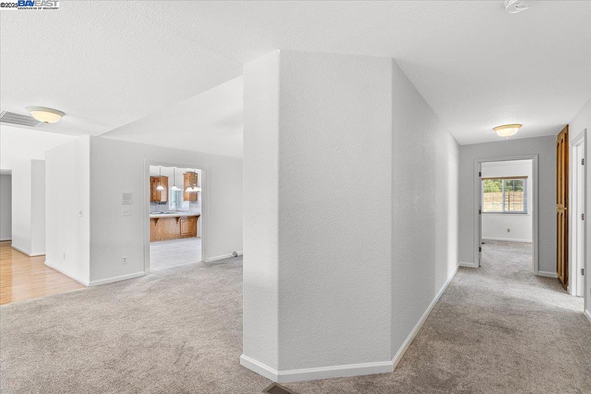 Detail Gallery Image 26 of 48 For 27000 S Hillview St, Tracy,  CA 95304 - 4 Beds | 3 Baths