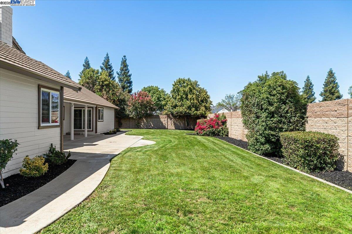 Detail Gallery Image 34 of 48 For 27000 S Hillview St, Tracy,  CA 95304 - 4 Beds | 3 Baths