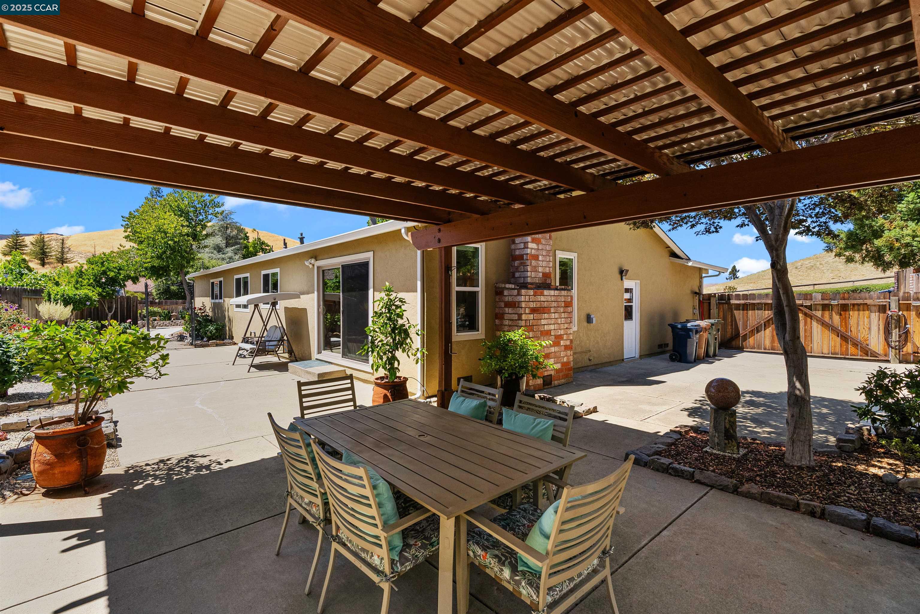 Detail Gallery Image 22 of 33 For 2 Rialto Dr, Clayton,  CA 94517 - 3 Beds | 2 Baths