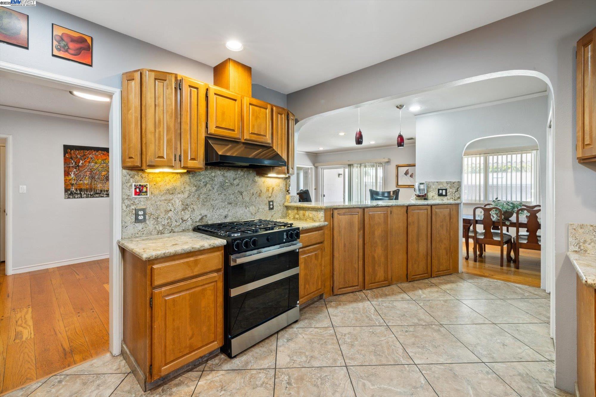 Detail Gallery Image 26 of 60 For 449 Pershing Dr, San Leandro,  CA 94577 - 3 Beds | 2 Baths