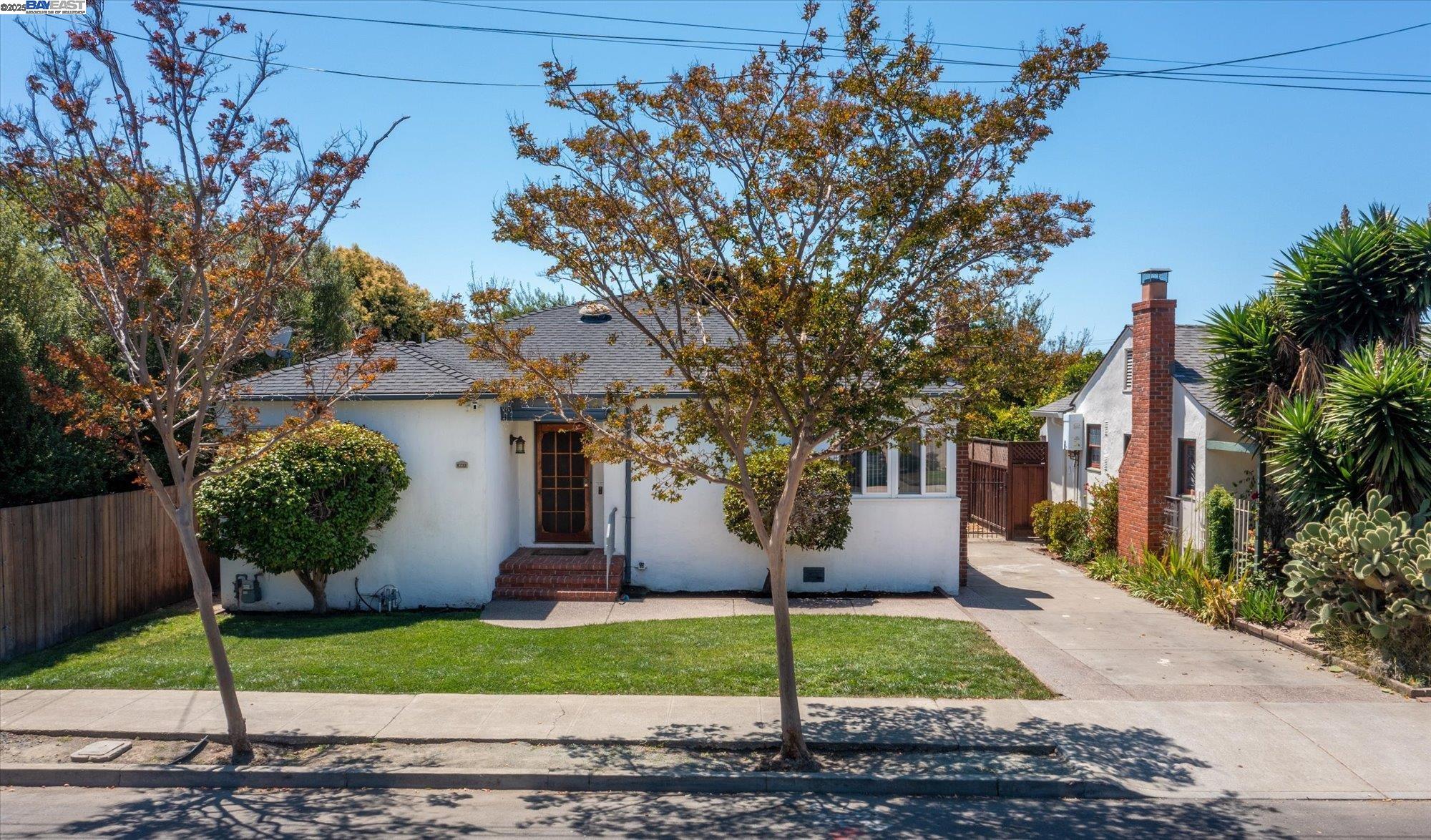 Detail Gallery Image 44 of 60 For 449 Pershing Dr, San Leandro,  CA 94577 - 3 Beds | 2 Baths