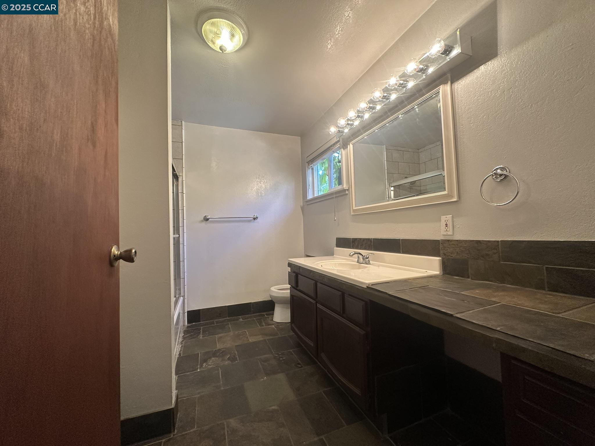 Detail Gallery Image 20 of 30 For Sexton Rd, Sebastopol,  CA 95472 - 3 Beds | 2 Baths