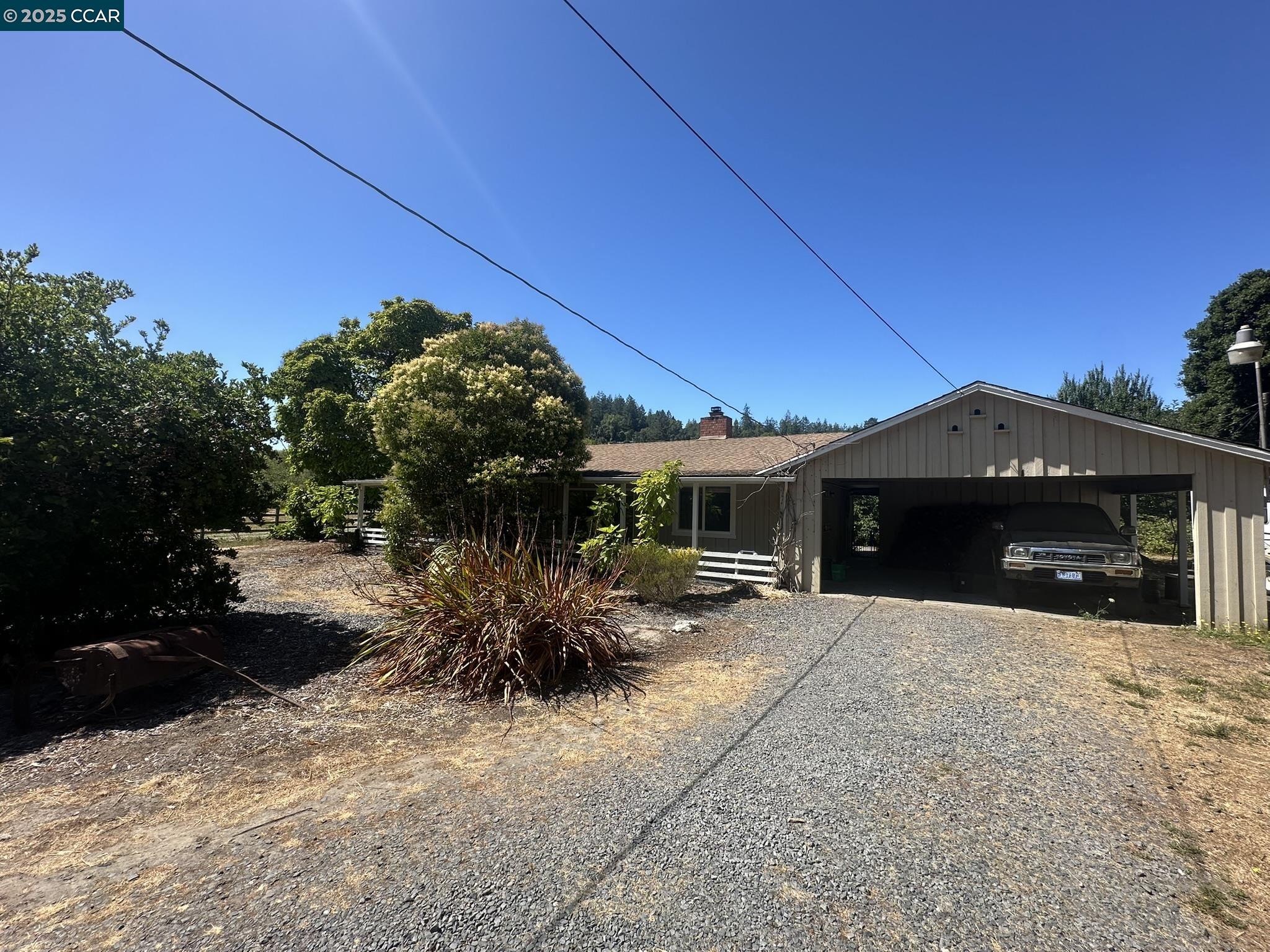 Detail Gallery Image 3 of 30 For Sexton Rd, Sebastopol,  CA 95472 - 3 Beds | 2 Baths