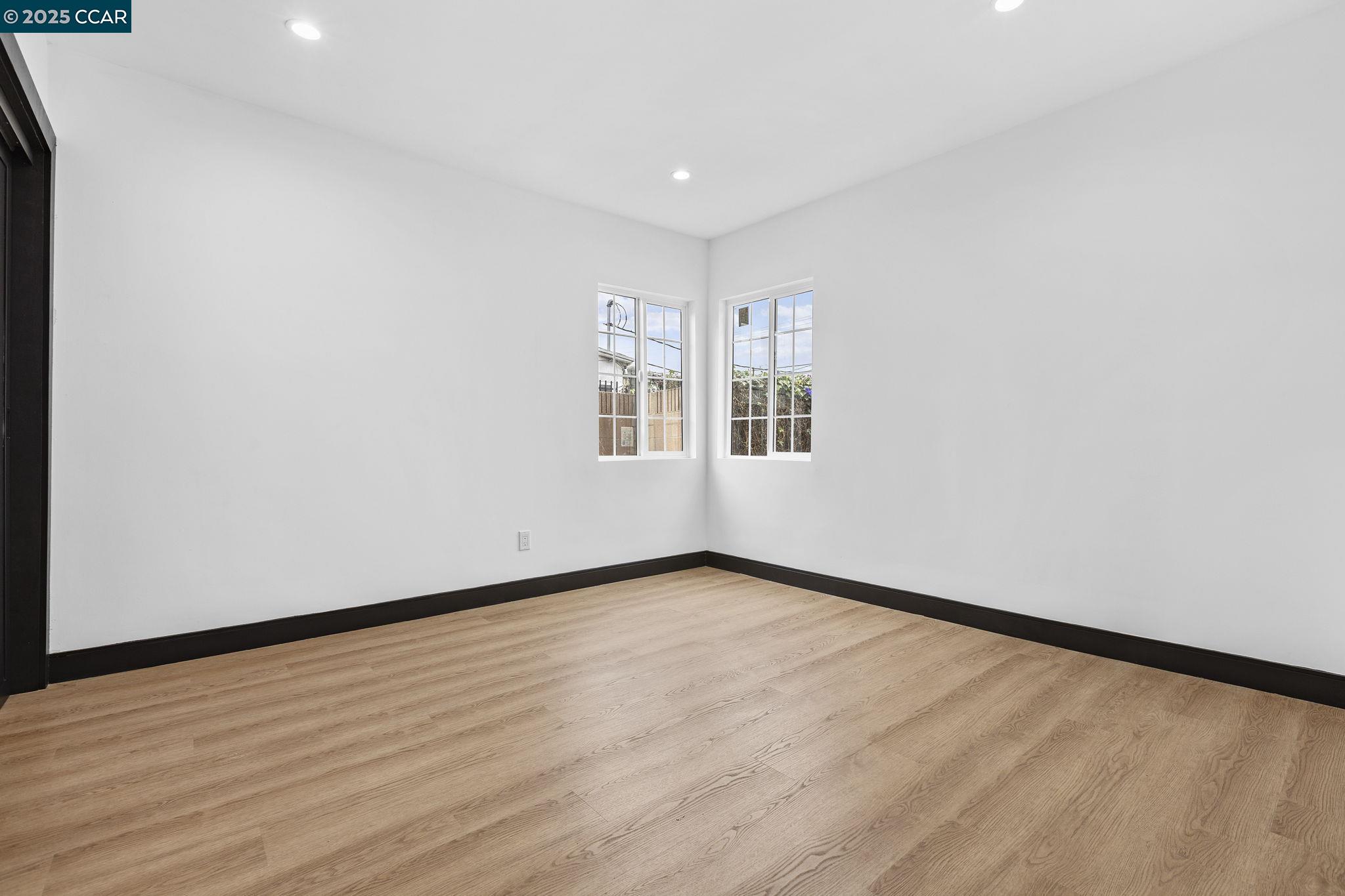 Detail Gallery Image 21 of 29 For 623 E 116th St, Los Angeles,  CA 90059 - 3 Beds | 2 Baths