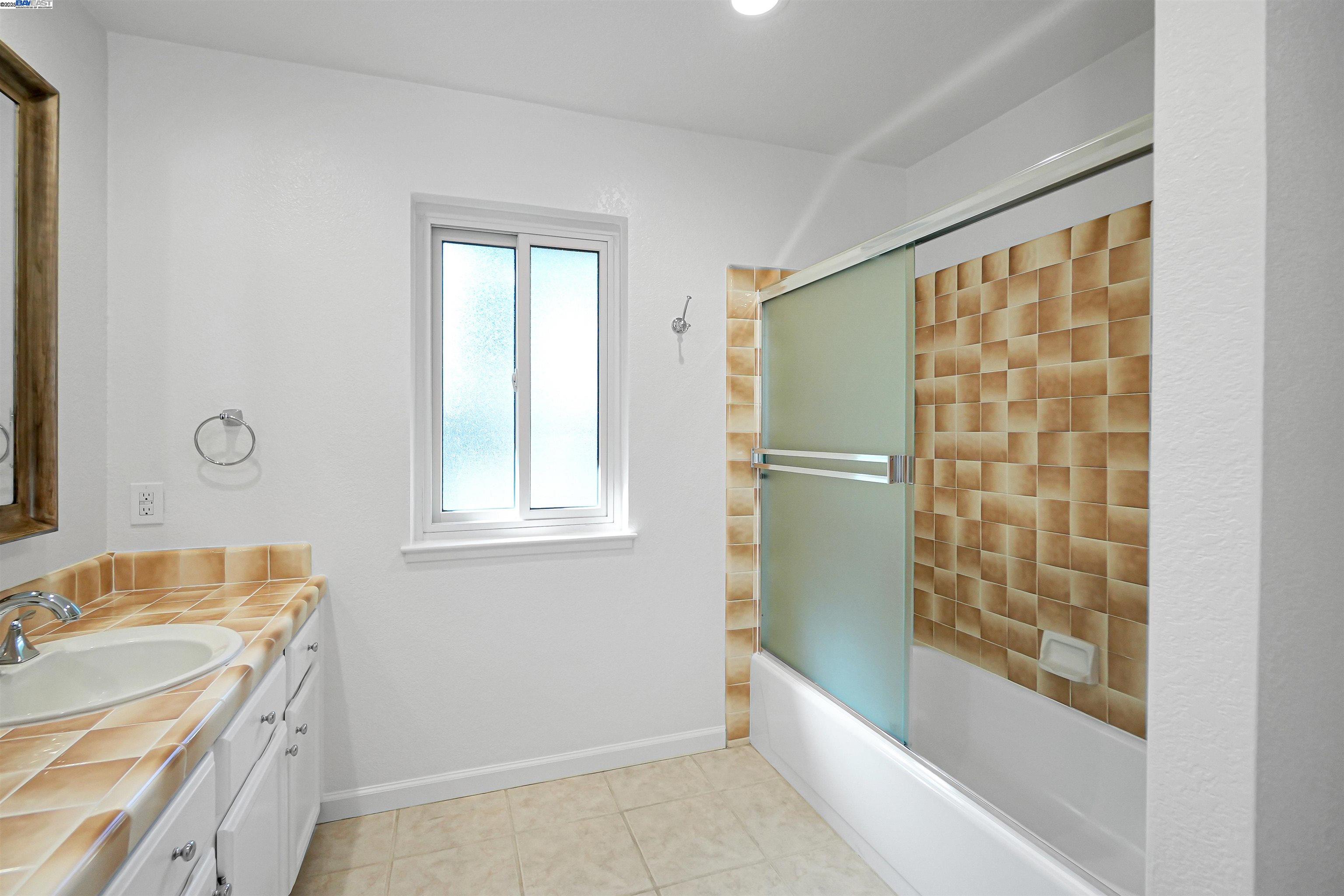 Detail Gallery Image 28 of 54 For 311 Andros Dr, San Ramon,  CA 94582 - 4 Beds | 2/1 Baths