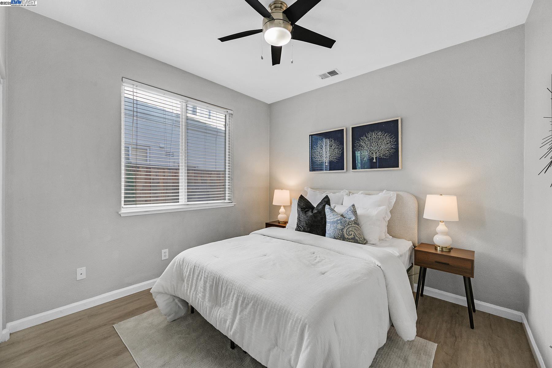 Detail Gallery Image 17 of 36 For 4637 Persimmon Dr, Dublin,  CA 94568 - 5 Beds | 3 Baths