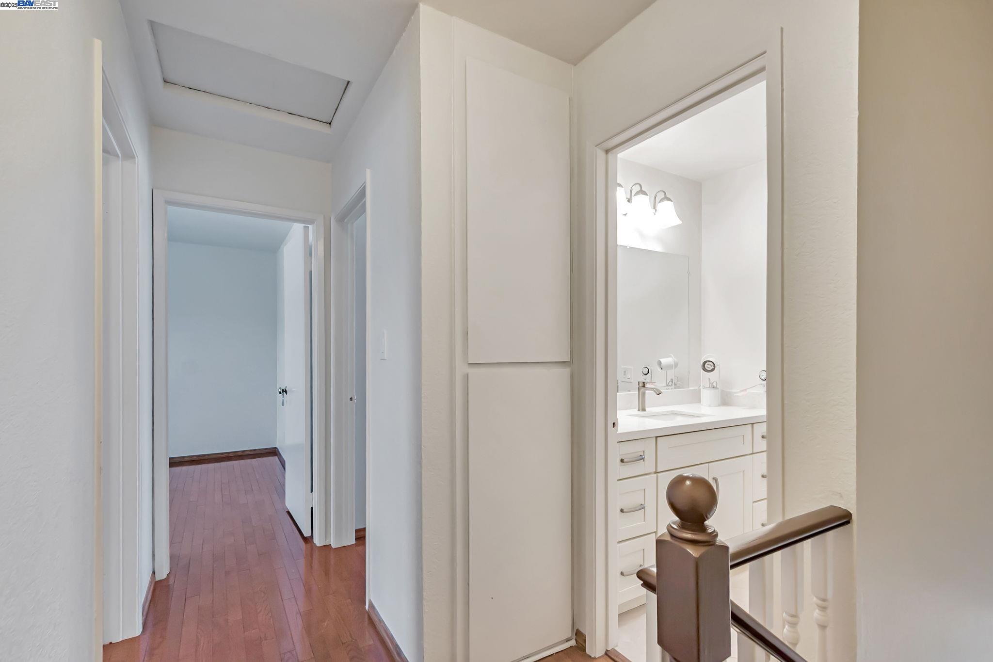 Detail Gallery Image 18 of 56 For 21091 Red Fir Ct, Cupertino,  CA 95014 - 3 Beds | 1/1 Baths