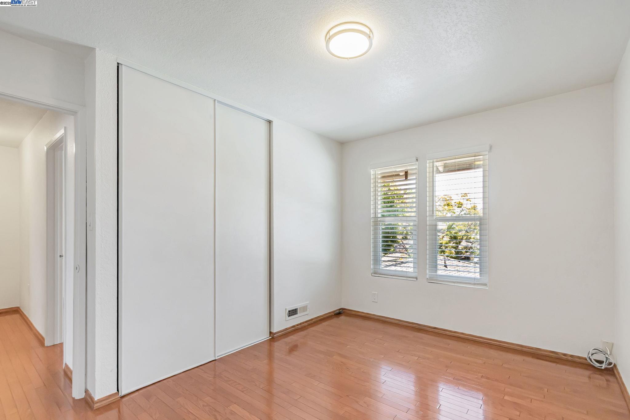 Detail Gallery Image 20 of 56 For 21091 Red Fir Ct, Cupertino,  CA 95014 - 3 Beds | 1/1 Baths