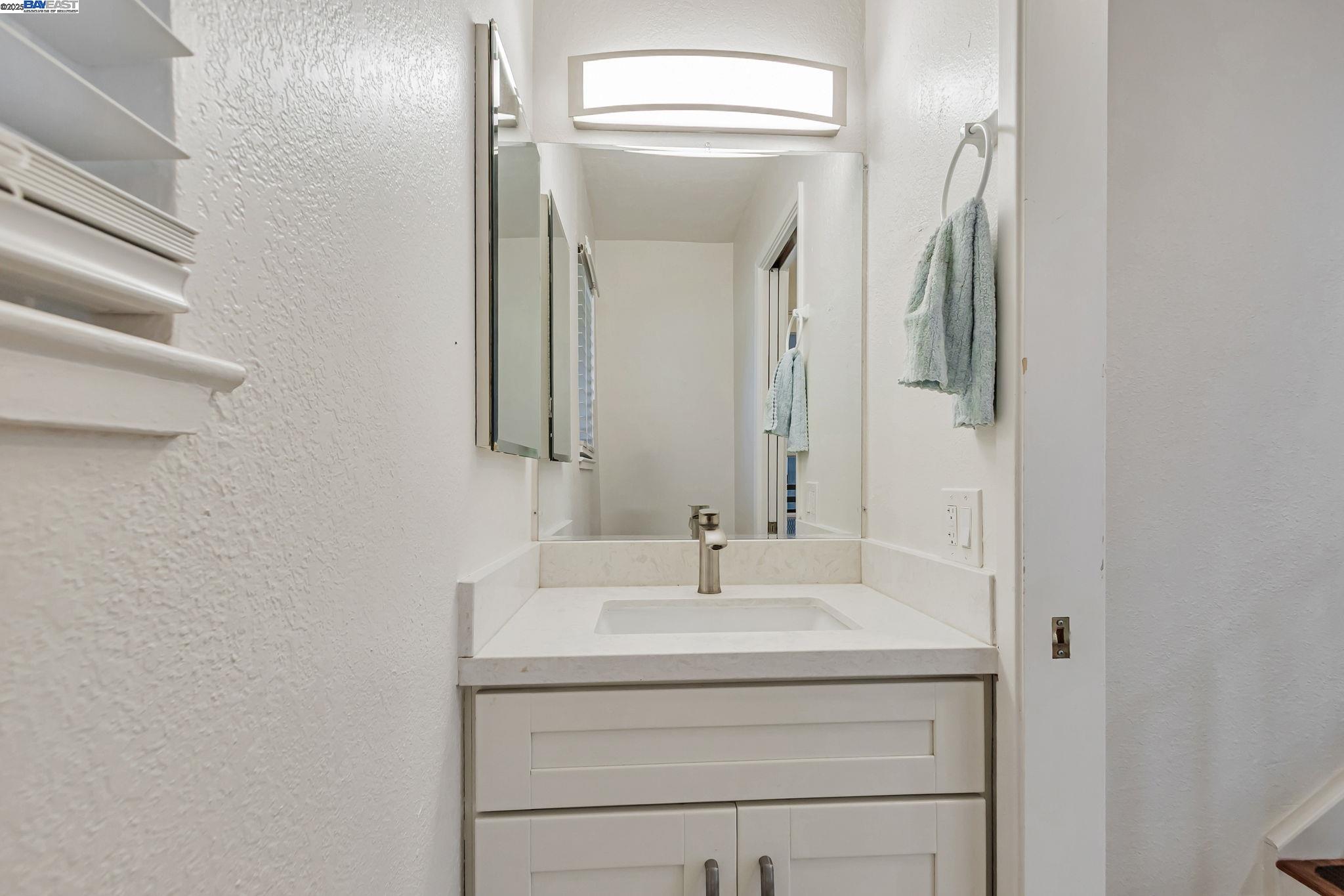 Detail Gallery Image 28 of 56 For 21091 Red Fir Ct, Cupertino,  CA 95014 - 3 Beds | 1/1 Baths