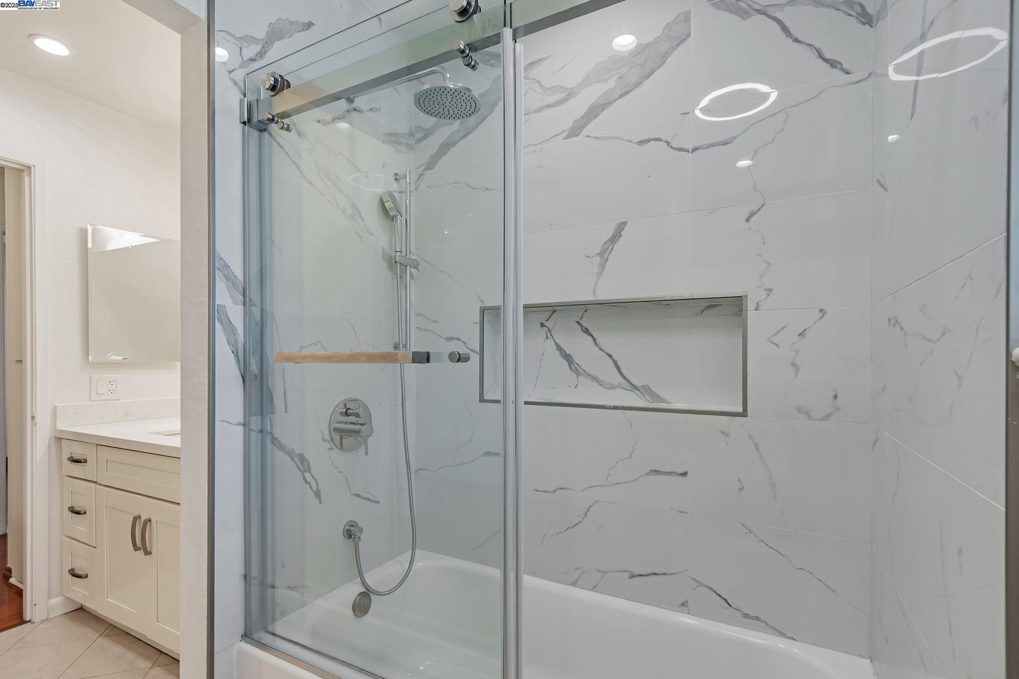 Detail Gallery Image 30 of 56 For 21091 Red Fir Ct, Cupertino,  CA 95014 - 3 Beds | 1/1 Baths