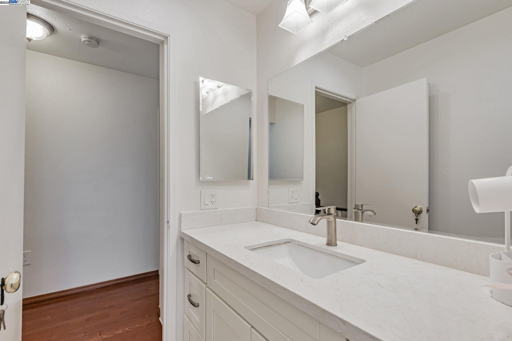 Detail Gallery Image 31 of 56 For 21091 Red Fir Ct, Cupertino,  CA 95014 - 3 Beds | 1/1 Baths