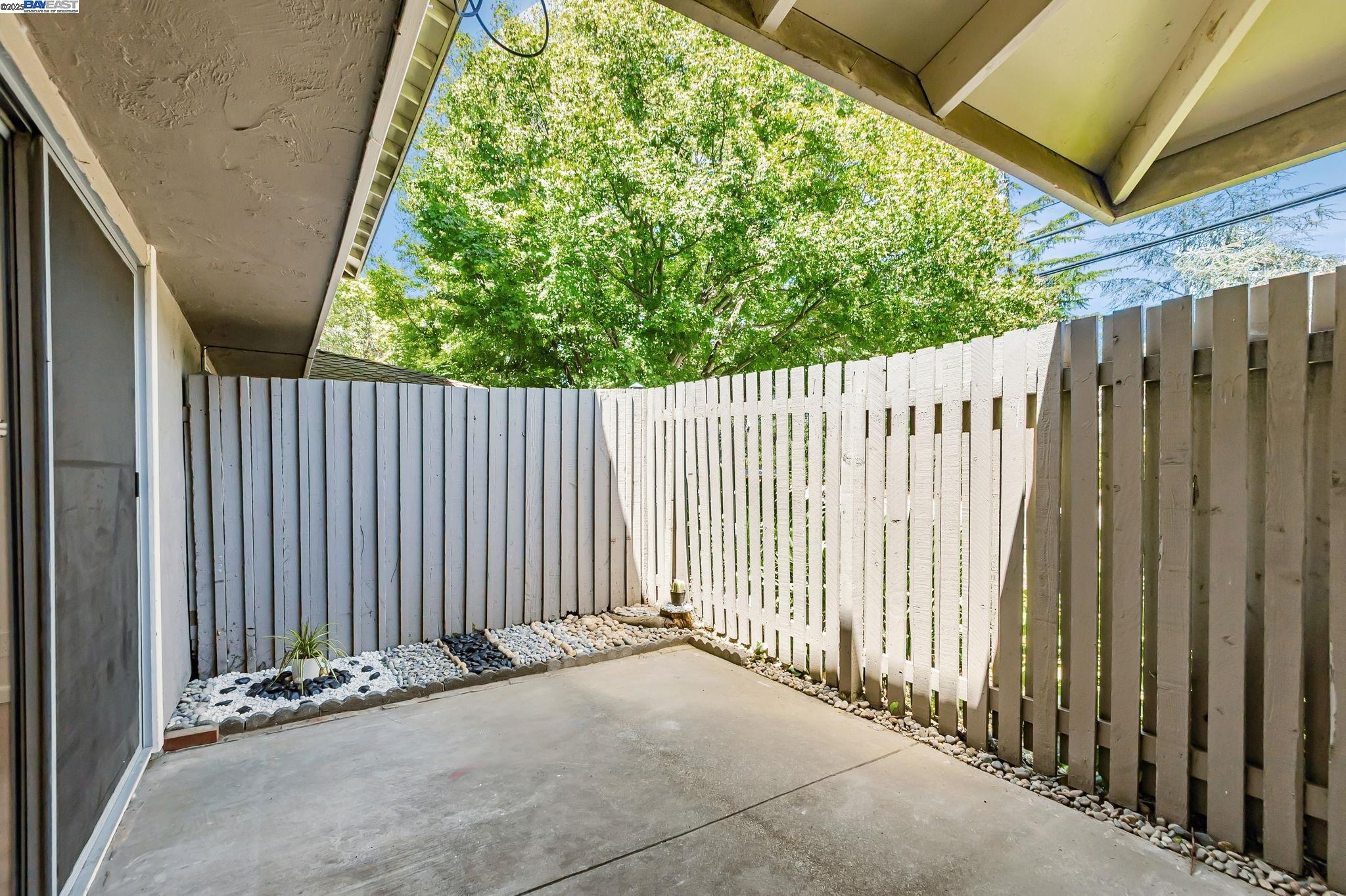 Detail Gallery Image 36 of 52 For 21091 Red Fir Ct, Cupertino,  CA 95014 - 3 Beds | 1/1 Baths