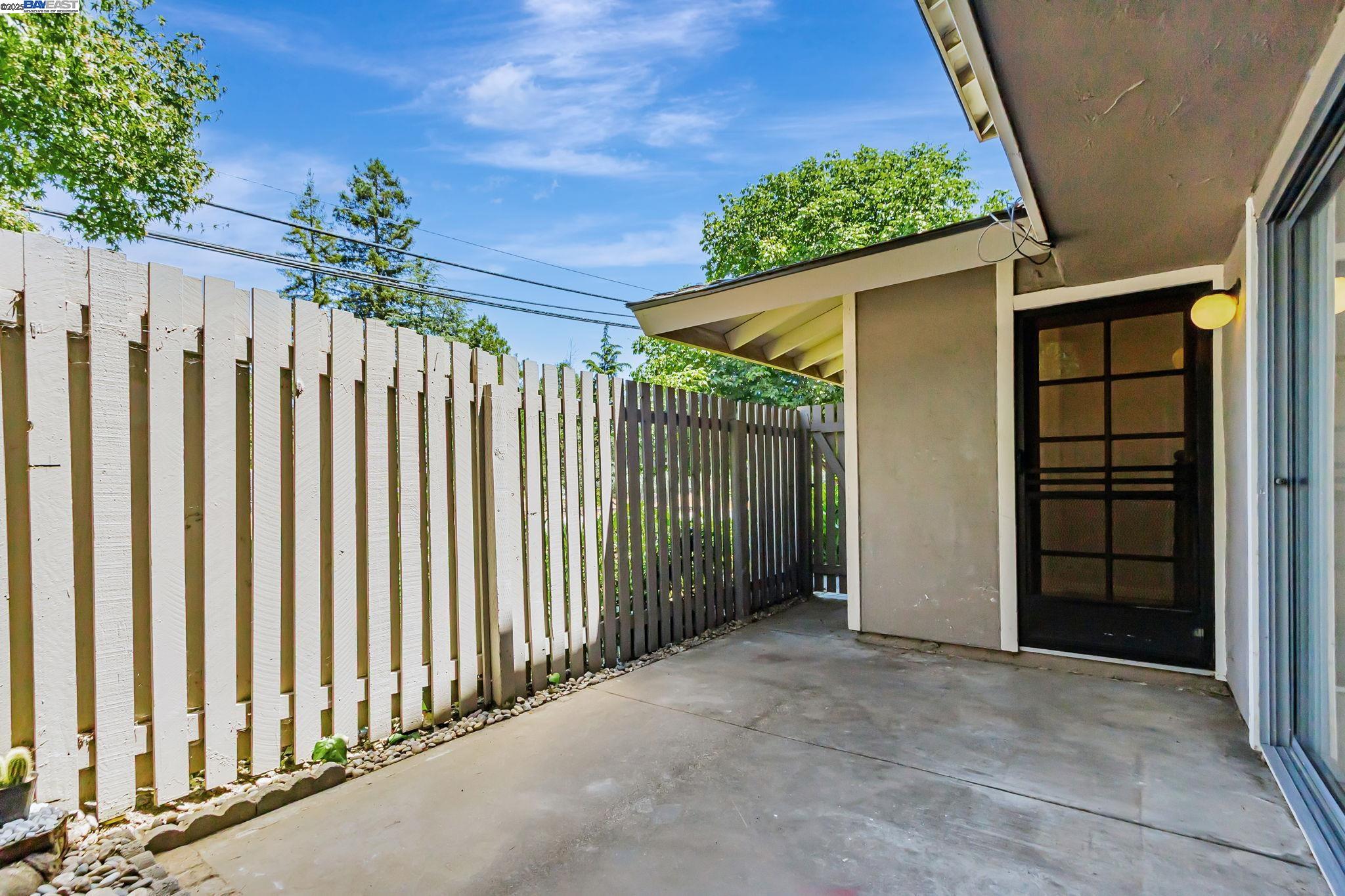 Detail Gallery Image 35 of 56 For 21091 Red Fir Ct, Cupertino,  CA 95014 - 3 Beds | 1/1 Baths
