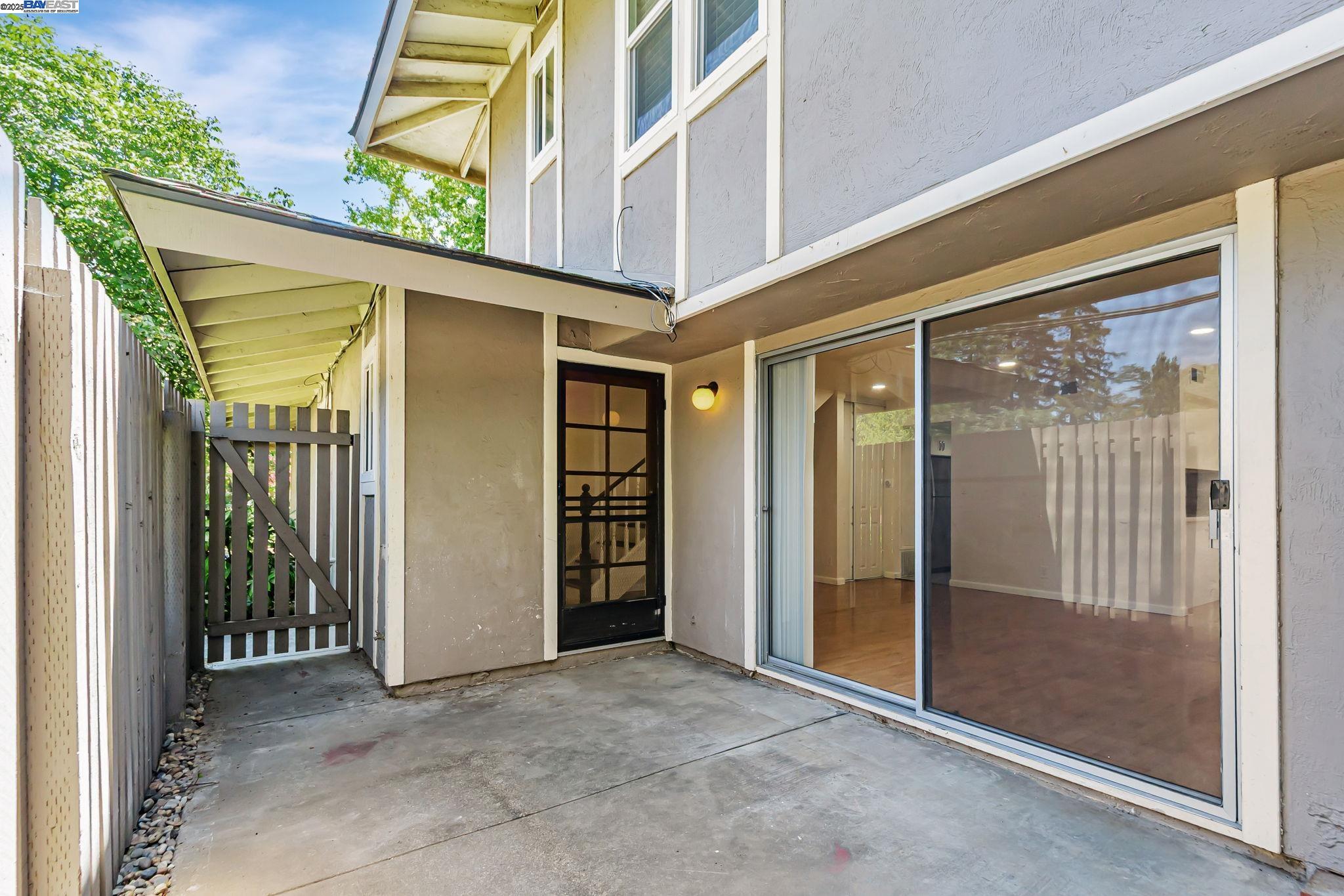 Detail Gallery Image 36 of 56 For 21091 Red Fir Ct, Cupertino,  CA 95014 - 3 Beds | 1/1 Baths