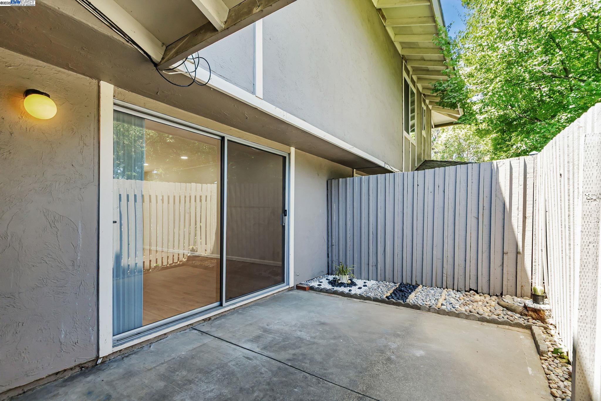 Detail Gallery Image 37 of 56 For 21091 Red Fir Ct, Cupertino,  CA 95014 - 3 Beds | 1/1 Baths