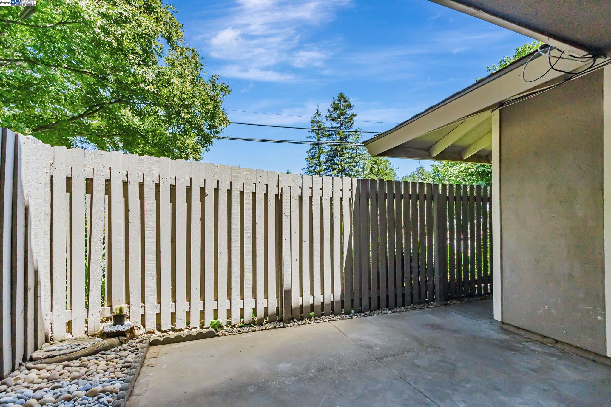 Detail Gallery Image 38 of 56 For 21091 Red Fir Ct, Cupertino,  CA 95014 - 3 Beds | 1/1 Baths