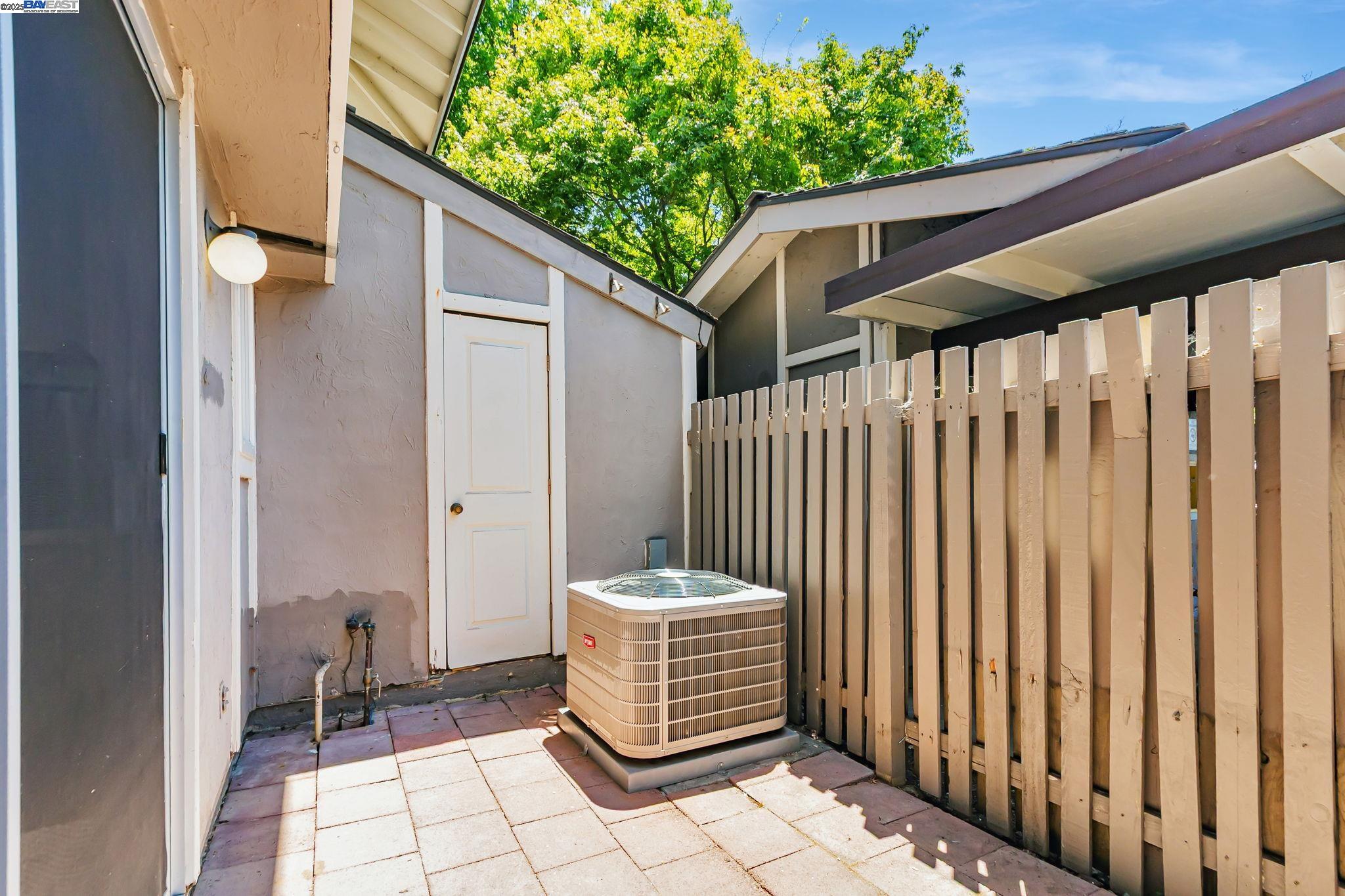 Detail Gallery Image 40 of 56 For 21091 Red Fir Ct, Cupertino,  CA 95014 - 3 Beds | 1/1 Baths