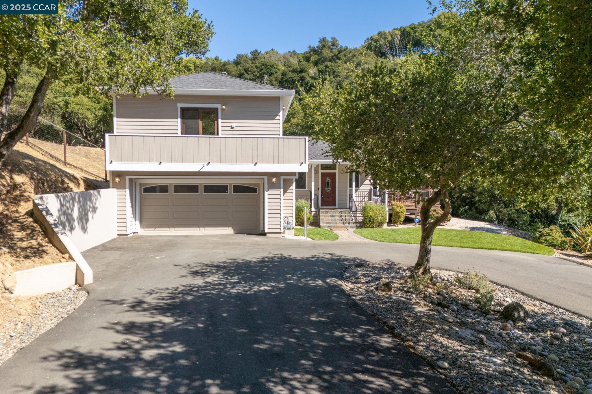 Detail Gallery Image 3 of 47 For 3981 Amyx Ct, Hayward,  CA 94542 - 4 Beds | 3/1 Baths