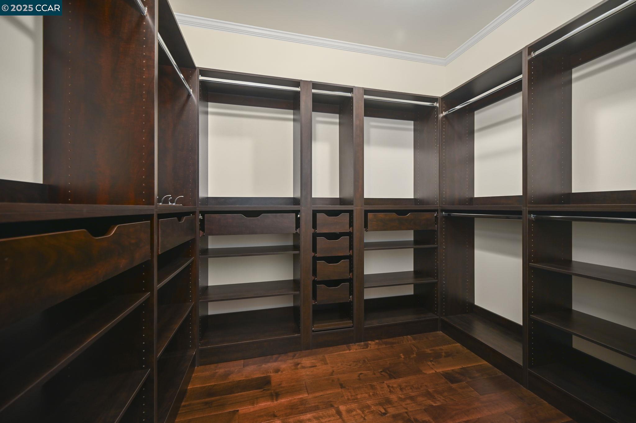 Detail Gallery Image 22 of 47 For 3981 Amyx Ct, Hayward,  CA 94542 - 4 Beds | 3/1 Baths