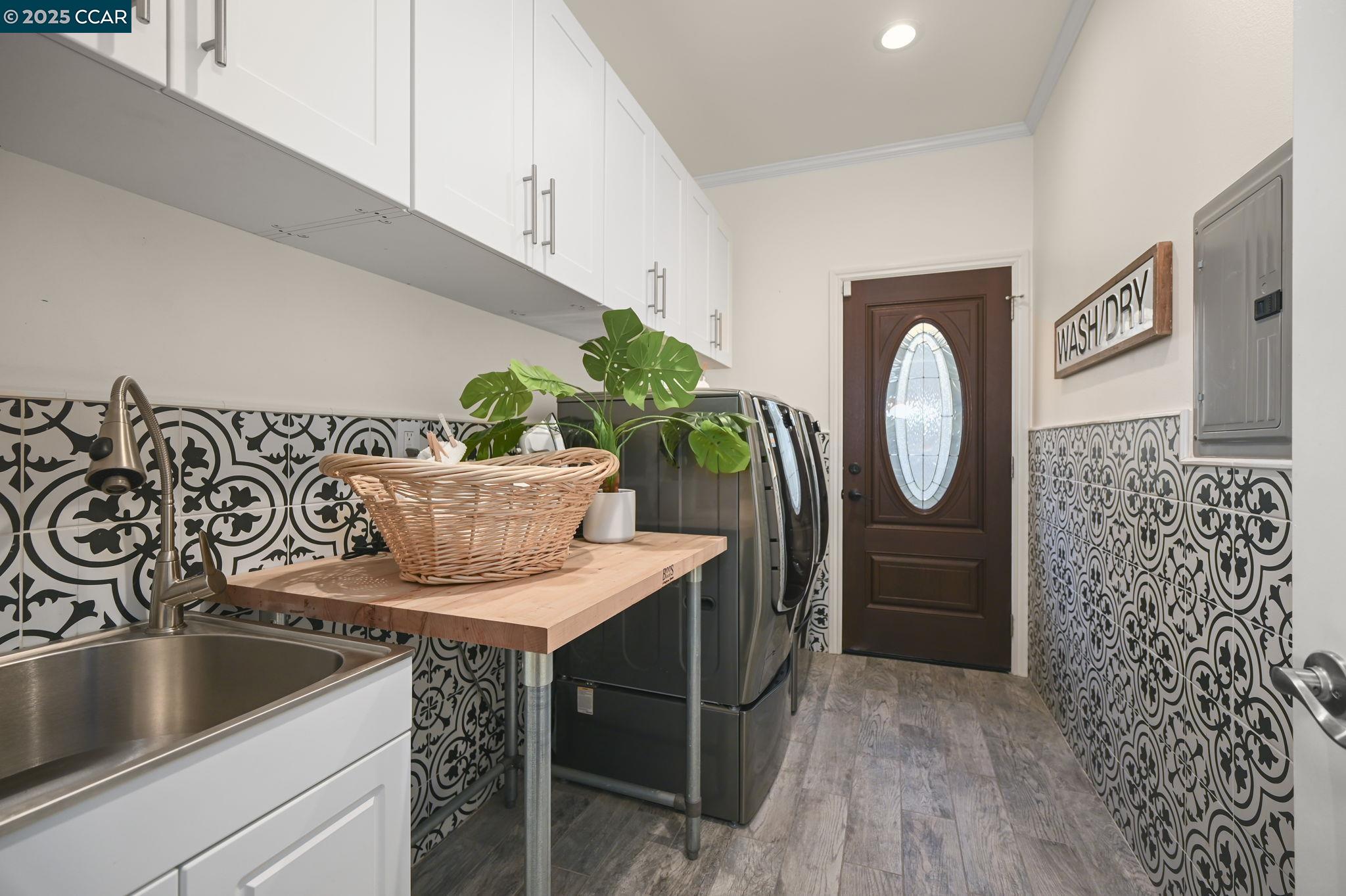 Detail Gallery Image 30 of 47 For 3981 Amyx Ct, Hayward,  CA 94542 - 4 Beds | 3/1 Baths