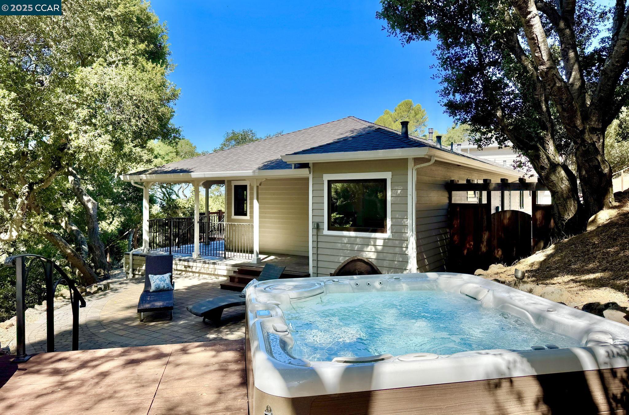Detail Gallery Image 34 of 47 For 3981 Amyx Ct, Hayward,  CA 94542 - 4 Beds | 3/1 Baths