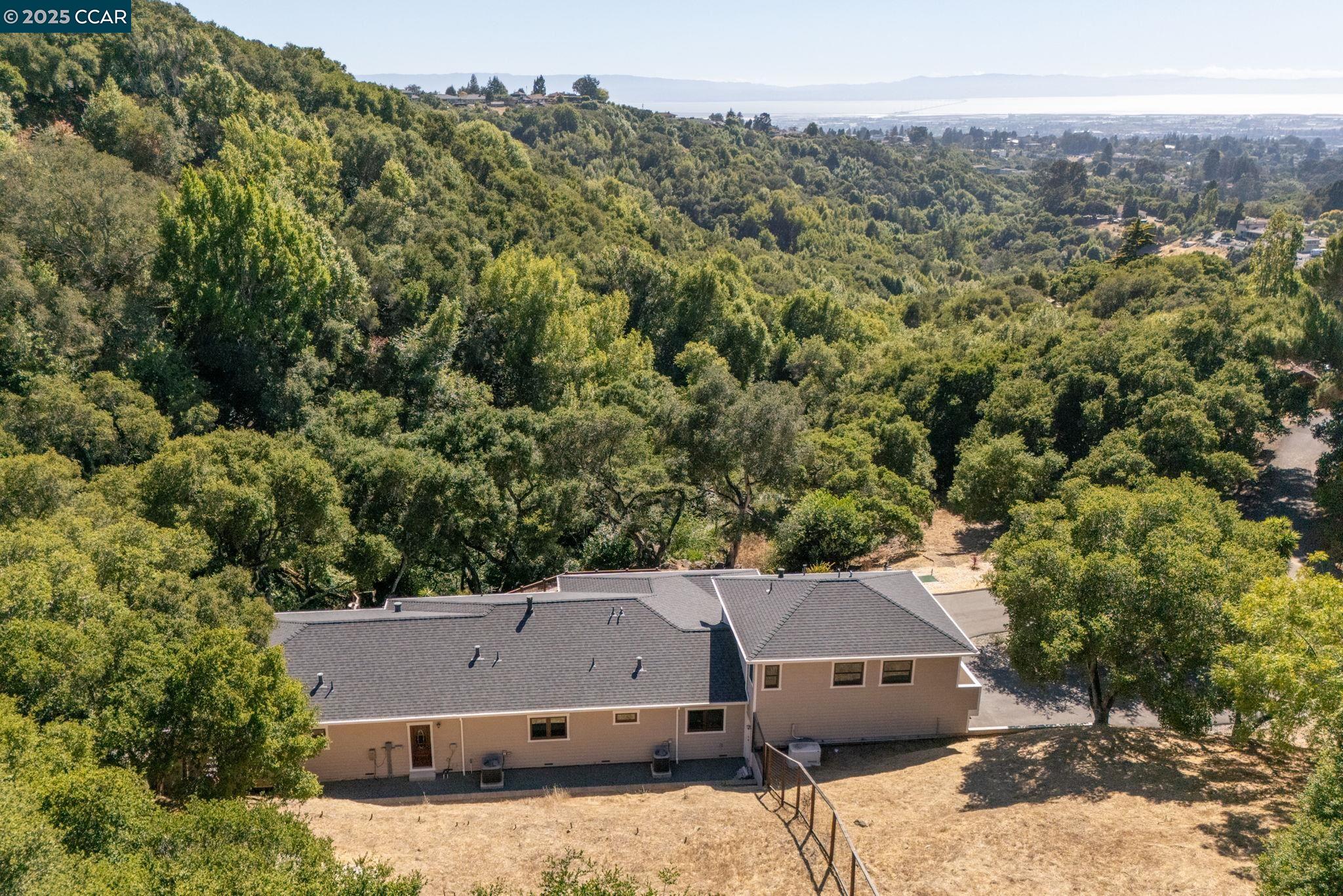 Detail Gallery Image 46 of 47 For 3981 Amyx Ct, Hayward,  CA 94542 - 4 Beds | 3/1 Baths