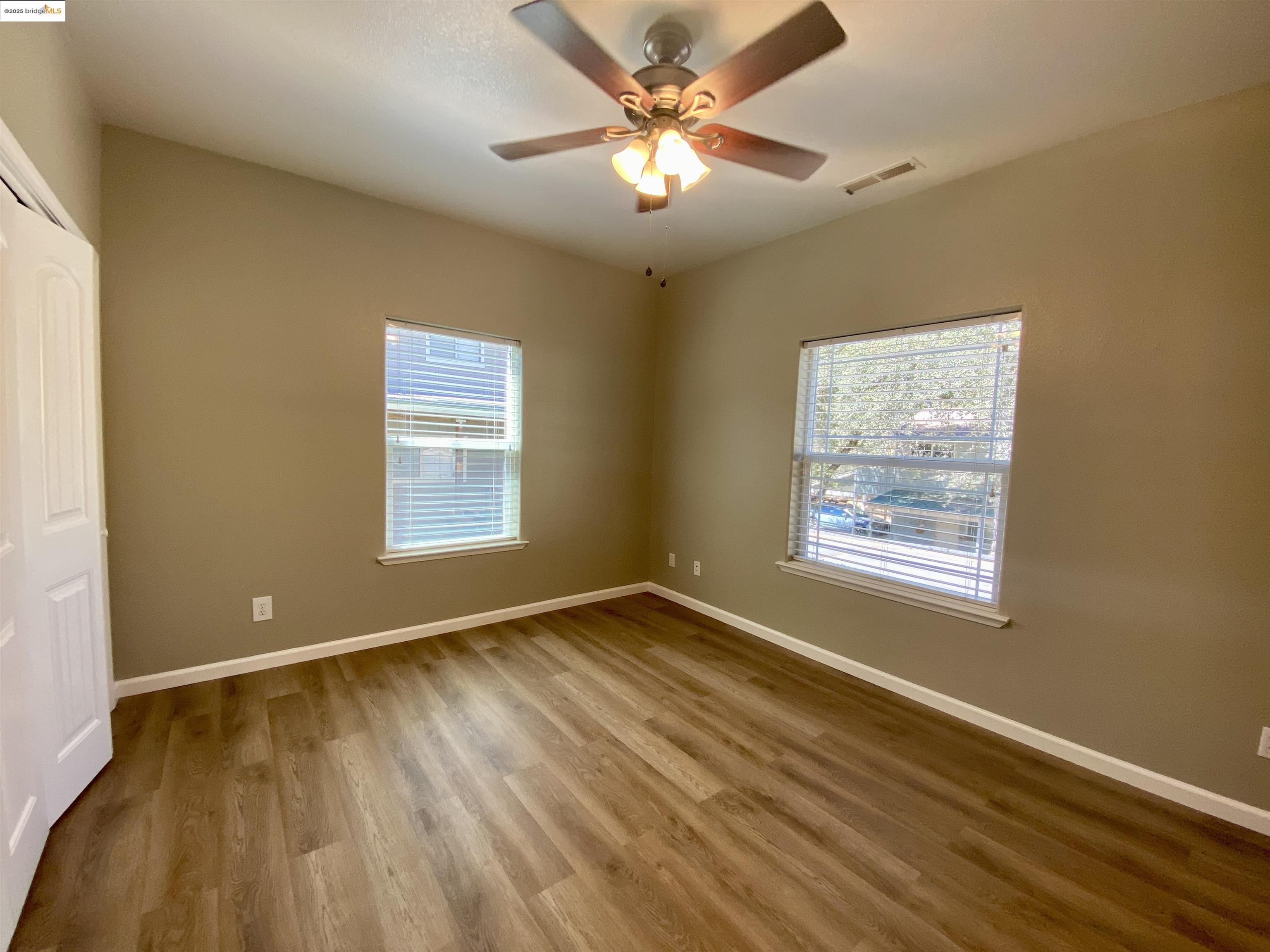 Detail Gallery Image 18 of 37 For 18197 Hammer Ln, Tuolumne,  CA 95379 - 3 Beds | 2 Baths