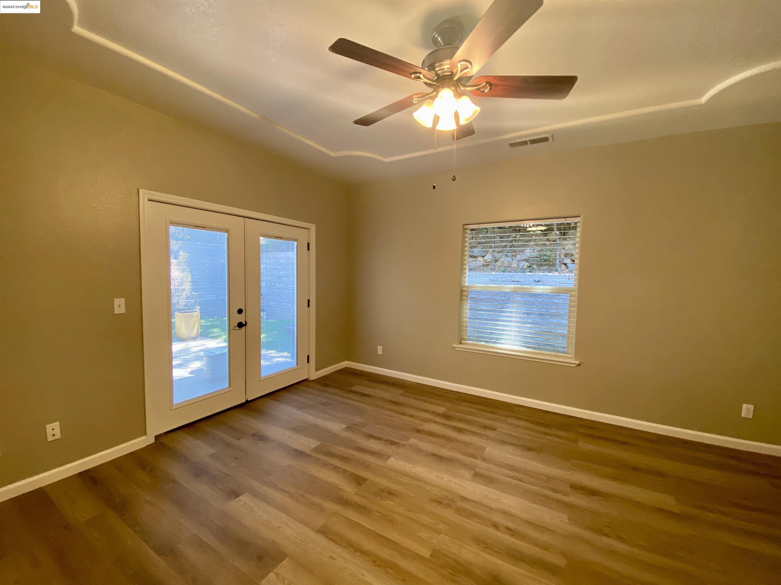 Detail Gallery Image 21 of 37 For 18197 Hammer Ln, Tuolumne,  CA 95379 - 3 Beds | 2 Baths