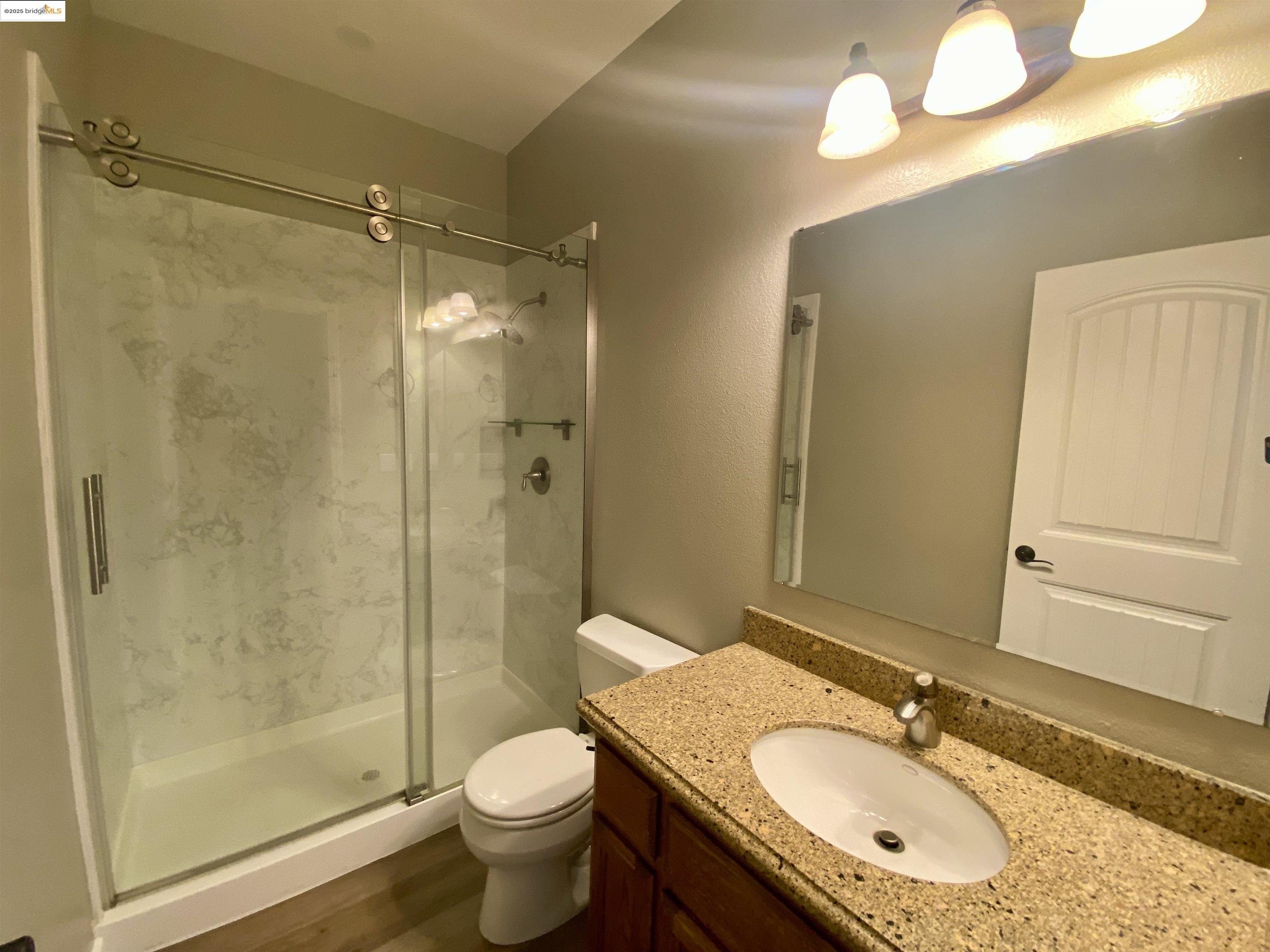 Detail Gallery Image 23 of 37 For 18197 Hammer Ln, Tuolumne,  CA 95379 - 3 Beds | 2 Baths