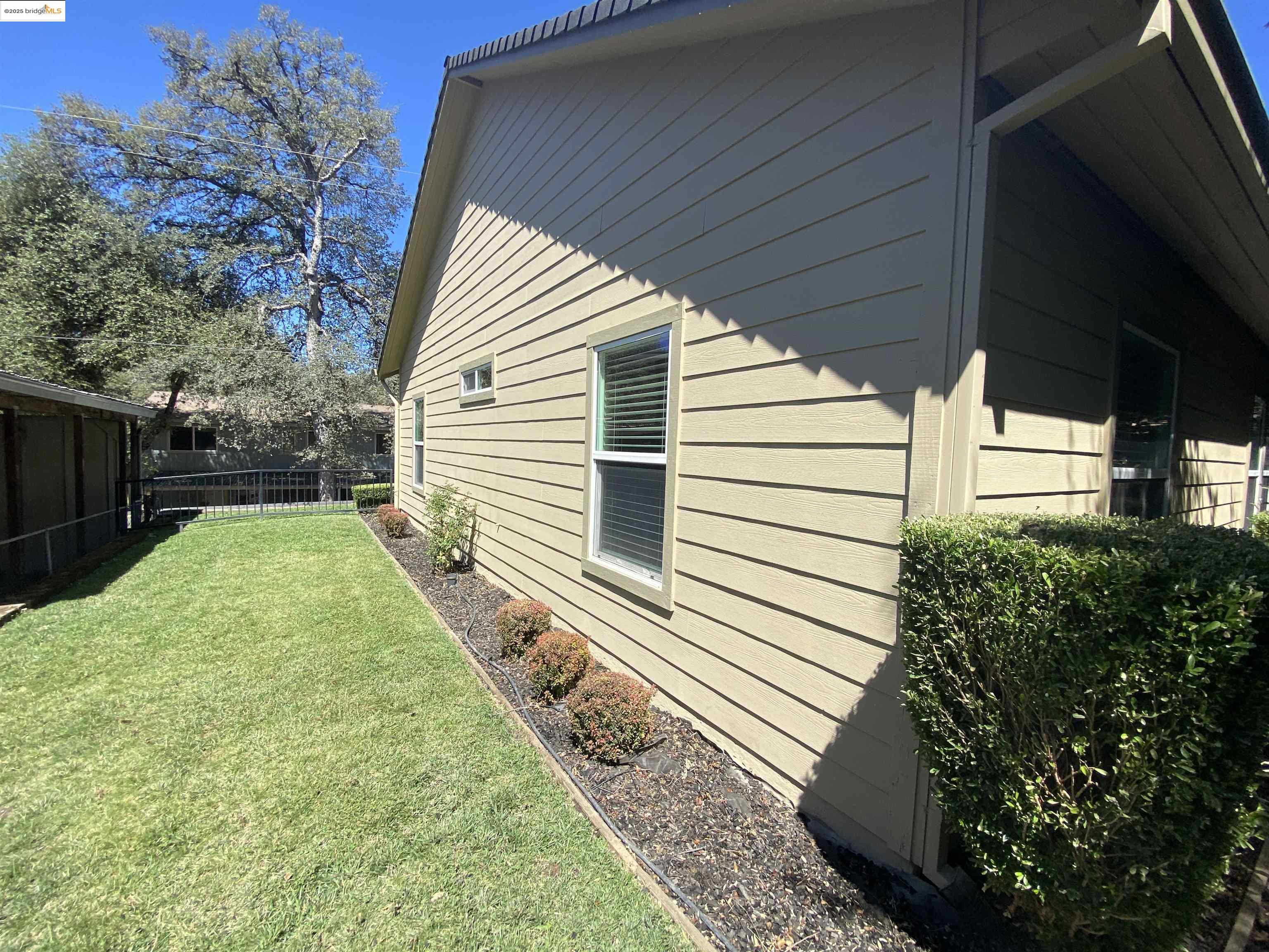 Detail Gallery Image 33 of 37 For 18197 Hammer Ln, Tuolumne,  CA 95379 - 3 Beds | 2 Baths
