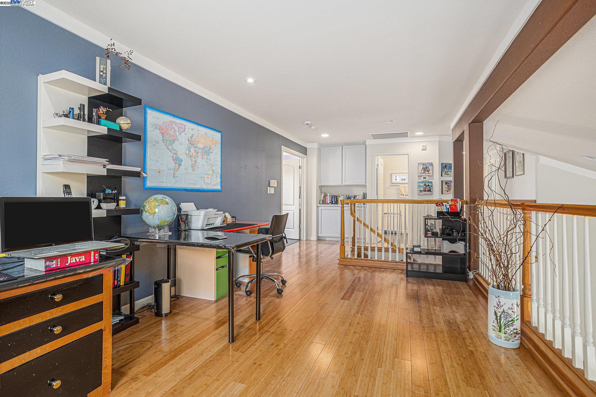 Detail Gallery Image 19 of 45 For 3614 Skypark Pl, Richmond,  CA 94806 - 6 Beds | 3 Baths